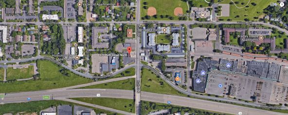 PRIME Retail location with strong traffic counts! - St. Paul, MN : 373 Ruth Street North, Saint Paul, MN 55119